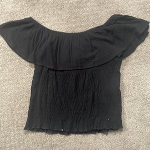 black tank top w/ over the shoulder ruffle